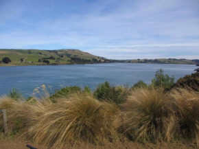 Отель Catlins Lake Sanctuary  Овака